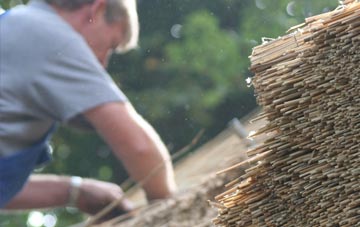 professional Nurton Hill thatchers